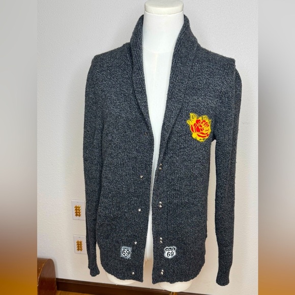 Vintage Upcycled "Obey Propaganda 1989 all city" Grey Shawl Cardigan, Size S. - Picture 3 of 11